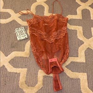 Lingerie free people (peach color)